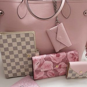 Louis Vuitton pink Epi Neverfull with pouch